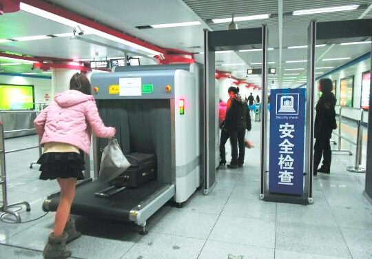 金屬探測安檢門為什么一般要和X光機配套使用？