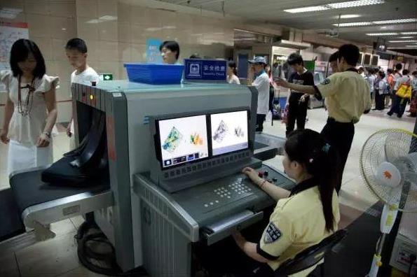 上海地鐵安檢機檢測為什么這么嚴？
